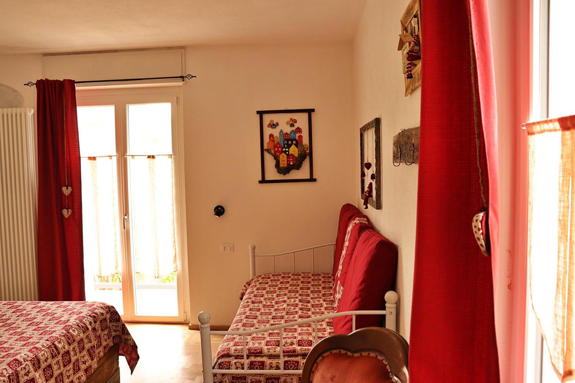 Lo Barbaboc Aparthotel Charvensod ภายนอก รูปภาพ